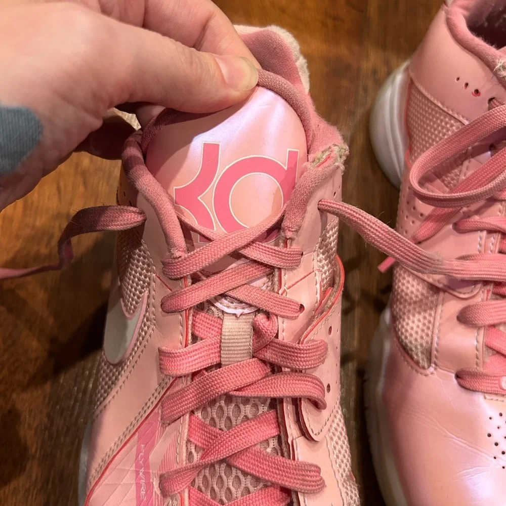 Nike Zoom KD 3 Aunt Pearl Pink Kevin Durant Women’s Size 7 Pearlescent